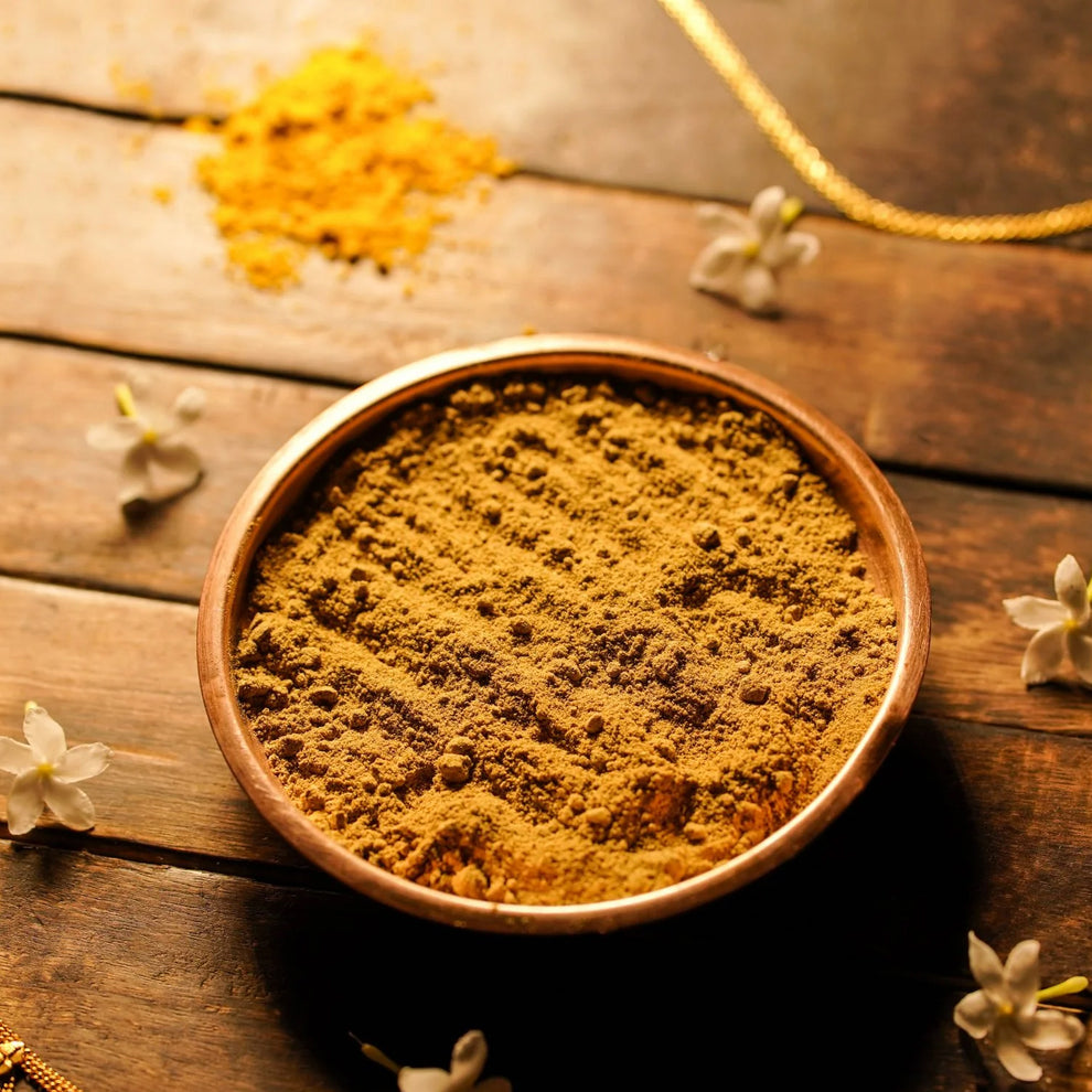 Kasturi Nalpamaradi Body Ubtan | Skin Brightening & De-Tanning | 150g