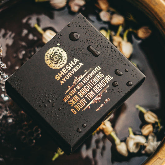 Schlamm mit Nalpamaradi – Hautaufhellende ayurvedische Seife