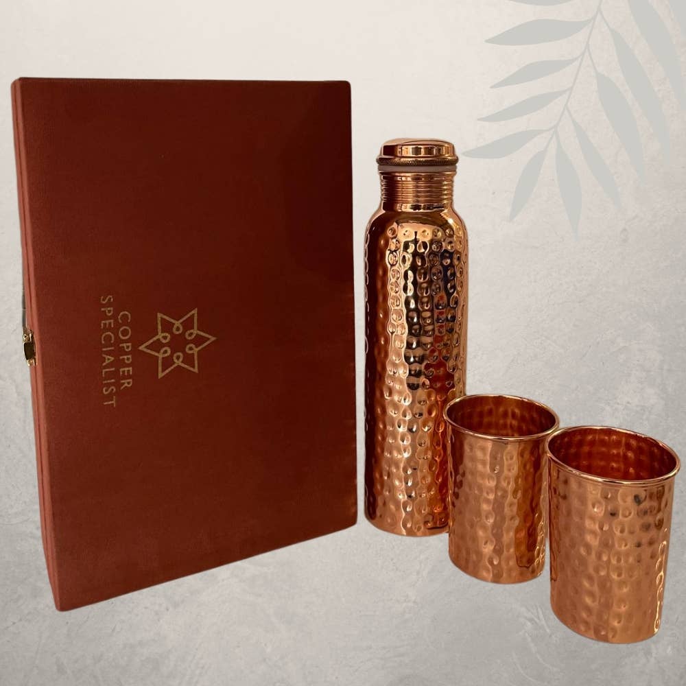 Reines Kupfer-Set: Flasche (1 l) + 2 Becher (300 ml) Gehämmert