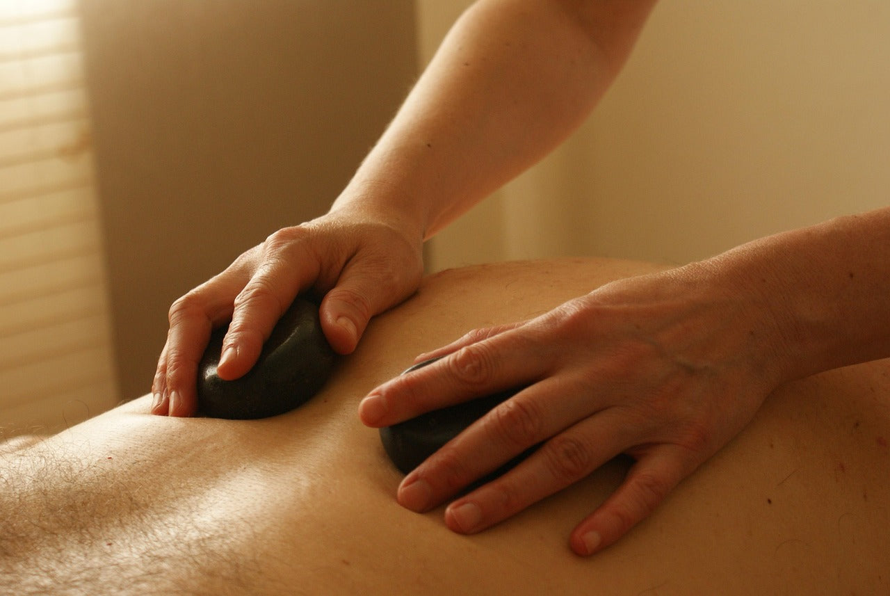 Hot-Stone-Massage