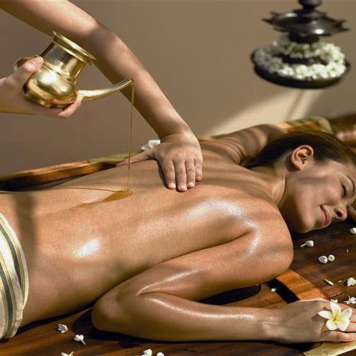 Pizhichil – Ayurvedische Königs-Ölbad-Therapie